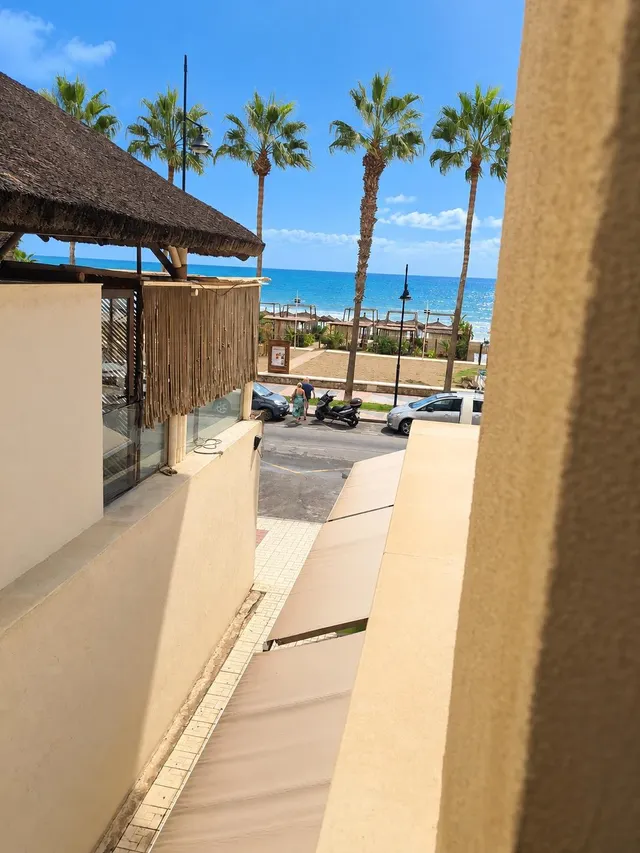 Piso en Torremolinos en primera linea de playa — 26