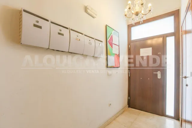 Se vende trastero amplio en pleno centro de Sevilla. C/ Rela
