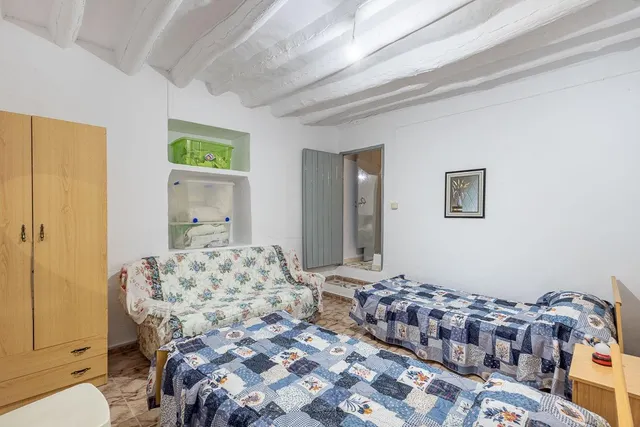 Casa rural en término de Montefrío. — 11