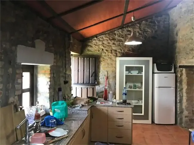 Encanto asturiano: casa con hórreo, cochera y finca edificable en Pando, Langreo — 14