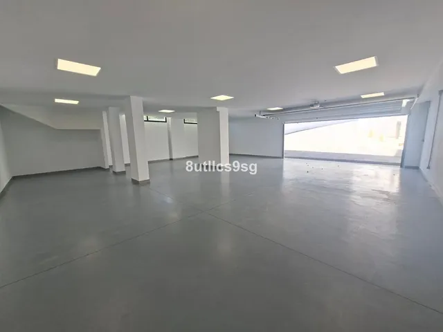Chalet 6 habitaciones 1038m² en venta - Costa del Sol — 28