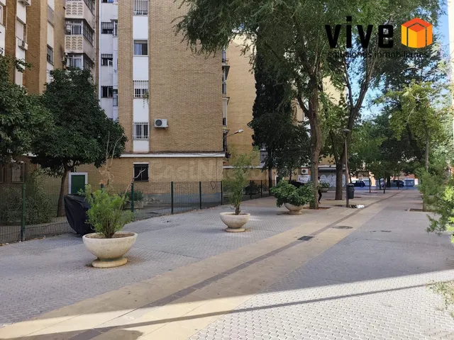 Amplia vivienda en Hermandad del Trabajo - foto 2