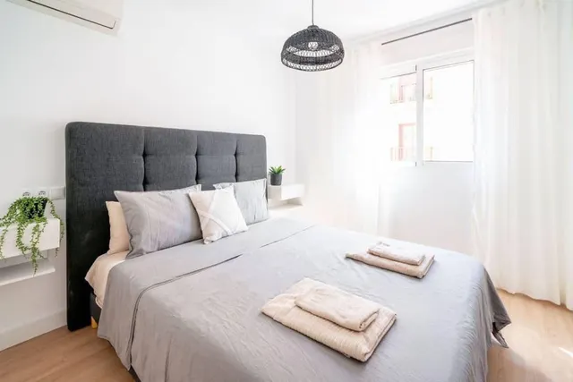 Vivienda recién reformada con amplia terraza y parking en Fuengirola — 10