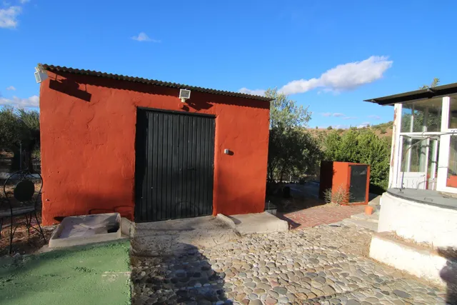 Casa de campo con piscina salada y vistas abiertas en Coín — 22