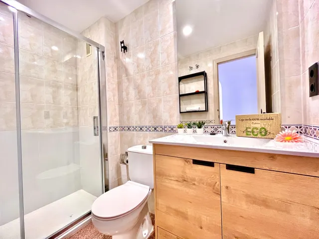 BONITO APARTAMENTO EN ARENALES DEL SOL ( Disponible de Septiembre a Junio) — 12
