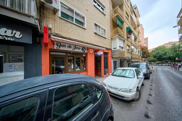 Oportunidad de bar en el corazón de Granada — 28