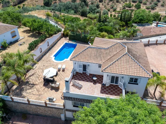 Chalet 4 habitaciones 378m² en venta - Riviera del sol - foto 2