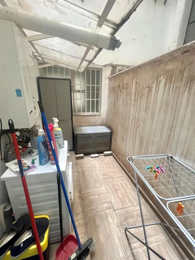 Piso reformado a solo 5 minutos del metro — 10