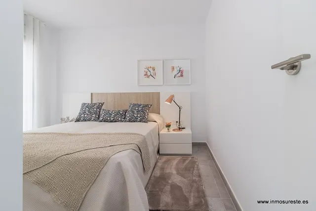 Exclusivo residencial de apartamentos situado en Urb. Los Balcones de Torrevieja. — 11