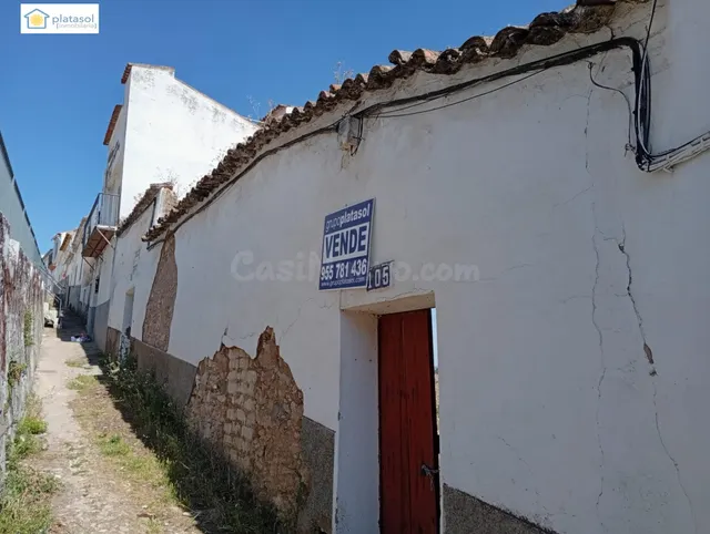 Gran solar urbano en el centro de Zufre con vistas espectacu