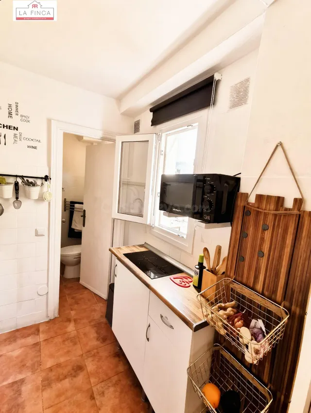 ESTUDIO MUY CERCA DE LA PLAYA (RENTABILIDAD ALTA) - foto 3