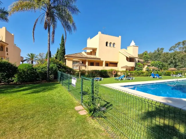 Apartamento 2 habitaciones 88m² en venta - Elviria — 30
