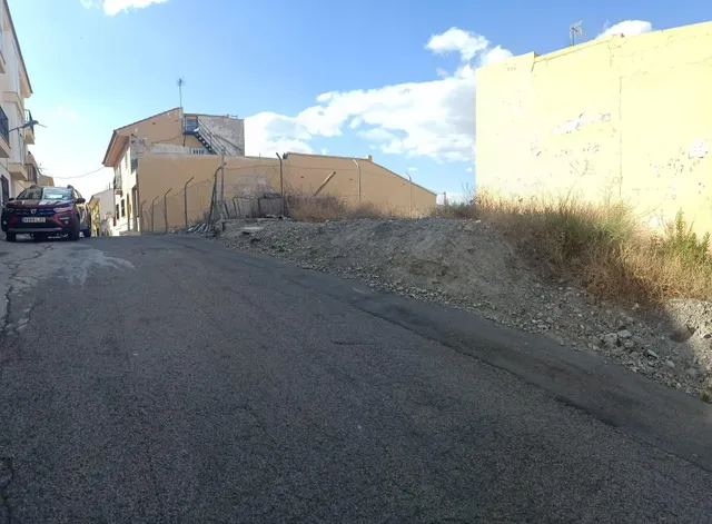 OLULA DEL RÍO ( ALMERÍA ). VENTA DE TERRENO URBANO. — 7