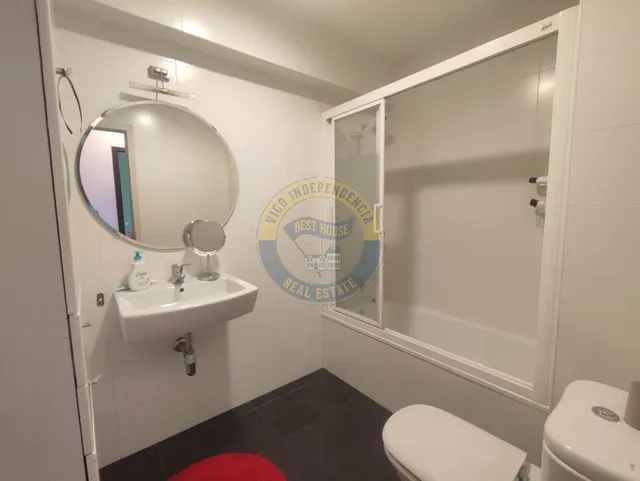 Exclusiva vivienda de gran amplitud en pleno centro de Vigo, entorno Pizarro — 34
