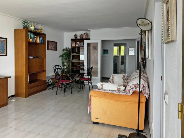 Vive frente al mar en Miami Platja: un hogar temporal con encanto y comodidad — 6