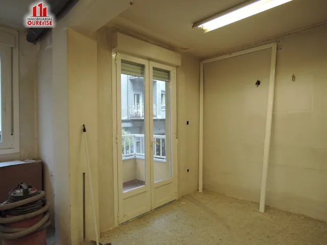 OFICINA EN PRIMERA PLANTA DE UN EDIFICIO CERCA DE ERVEDELO — 7