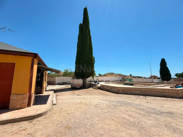 Espectacular chalet independiente con 7 dormitorios, piscina y 1.520 m2 de parcela en Río Park — 17