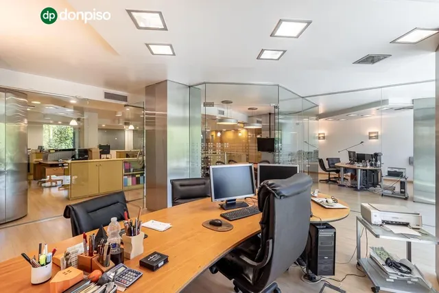 EXCLUSIVO INMUEBLE EN PLAZA DE CARRETAS, JUNTO AL EMBLEMÁTICO PASEO DEL SALÓN — 6