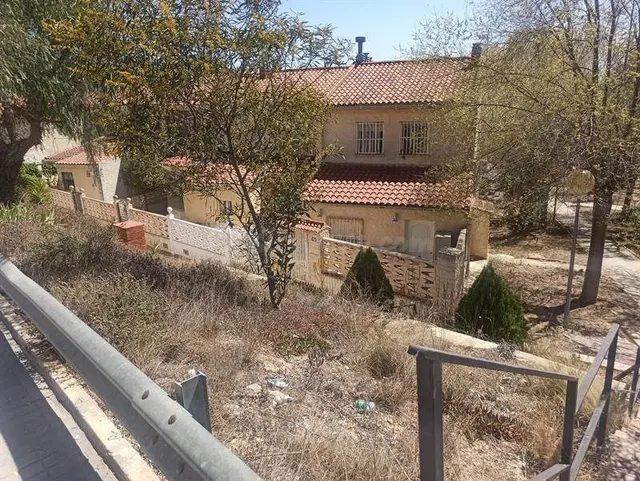 Venta adosado en Elda (Alicante) - foto 2