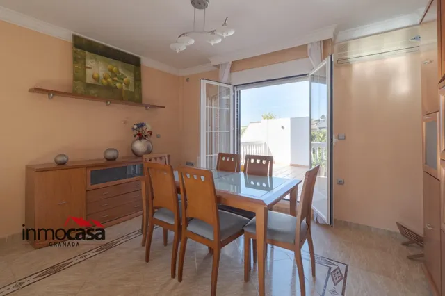Espectacular vivienda pareada con piscina y amplio patio en Las Gabias (Granada) — 42