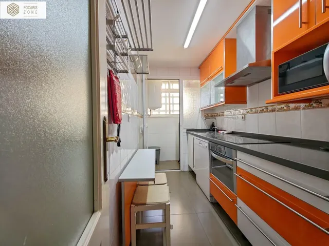 Precioso piso de 3 dormitorios con garaje, trastero y licencia turística en olletas — 11