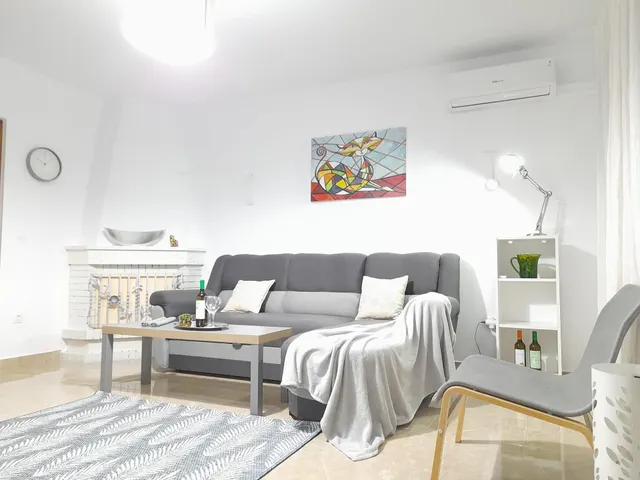 OPORTUNIDAD DE INVERSIÓN – BUNGALOW ORIHUELA COSTA-LA REGÍA de 3 habitaciones y 1 baño — 16