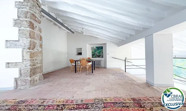 Casa en venta en Espolla — 25