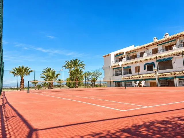 Apartamento con piscina cerca de la playa en Santa Pola — 21