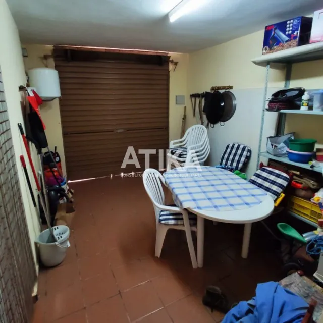 CASA DE CAMPO MUY CERCA DEL CASCO URBANO — 15