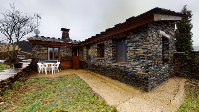Hermosa vivienda en la Arquitectura negra — 15