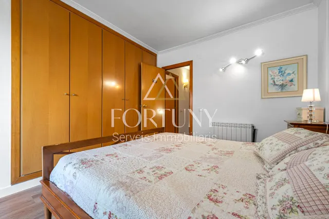 Casa 4 habitaciones 249m² en venta - Regueral - Prat dEn Foré — 28