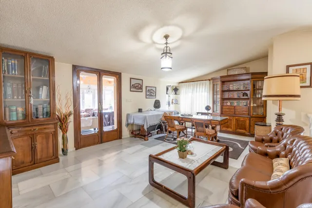 ¡¡EXCLUSIVA VIVIENDA DE ALTO STANDING EN UNA PARCELA DE 3.166 m2 EN ALHENDIN!! — 23