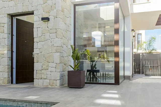 Se vende Chalet con piscina en Playa Honda (Cartagena) — 4