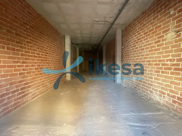 Venta de Local Comercial en Torredonjimeno, Jáne. — 15