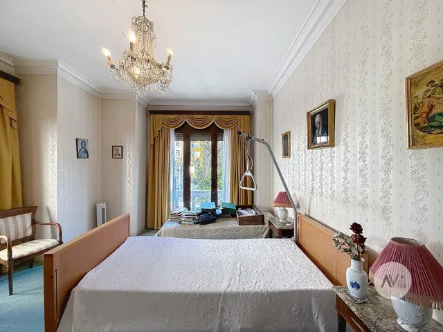 Amplio Piso en Sant Gervasi - La Bonanova, Ideal para Reformar — 25