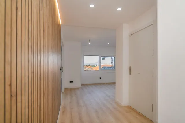 Piso de 3 habitaciones reformado al lado del Colegio Oms i de Prat. — 9