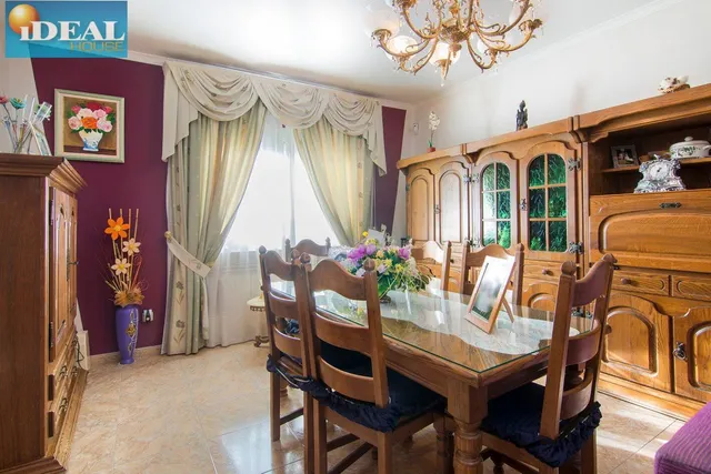 A6515D7. Huétor Santillan. www.idealhouse.es — 11
