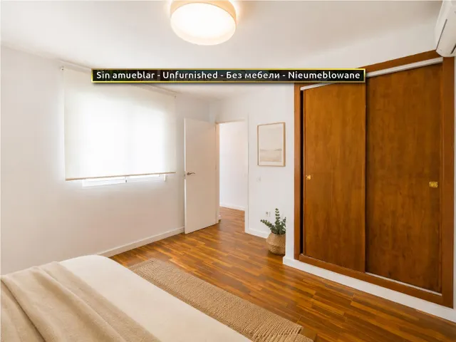 Apartamento con plaza de garaje y trastero, Torrevieja — 9