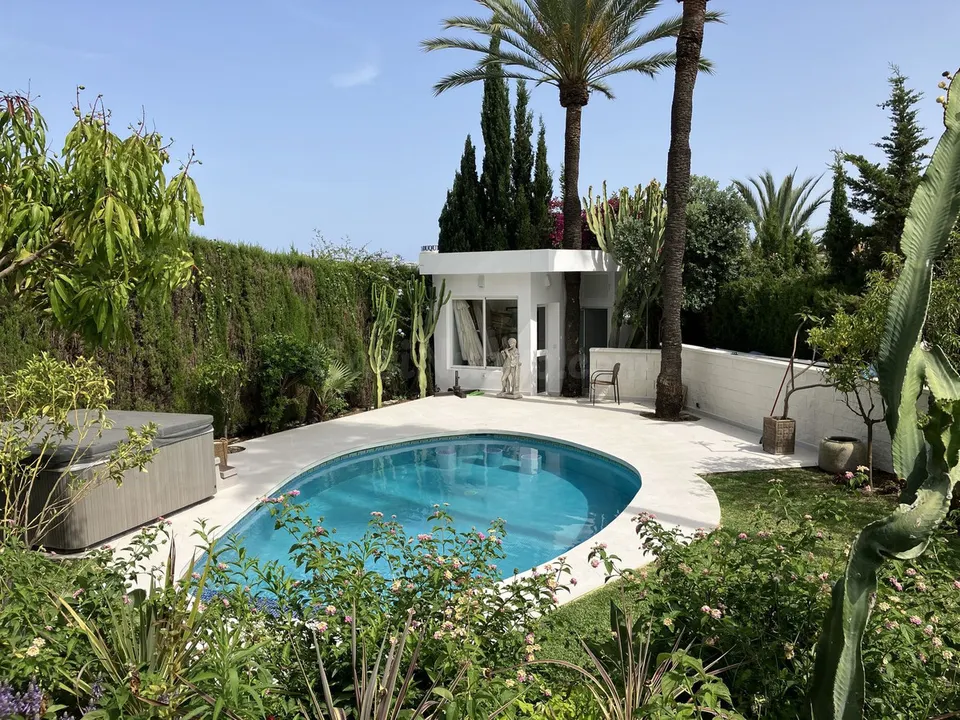 Chalet 6 habitaciones 400m² en venta - Marbella