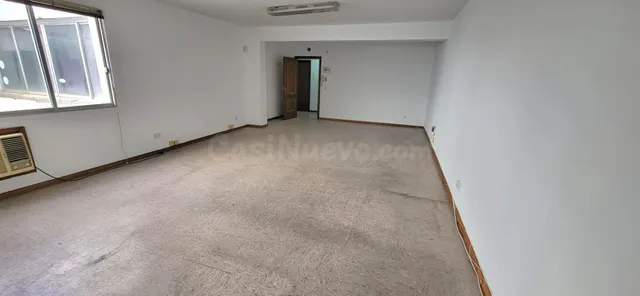 ¡¡AMPLIA OFICINA EN AVENIDA JESÚS RESCATADO!! - foto 3
