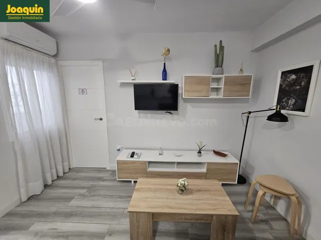 ¡ESTUPENDO PISO BAJO EN LA ZONA DE LA RIBERA PARA ENTRAR A V