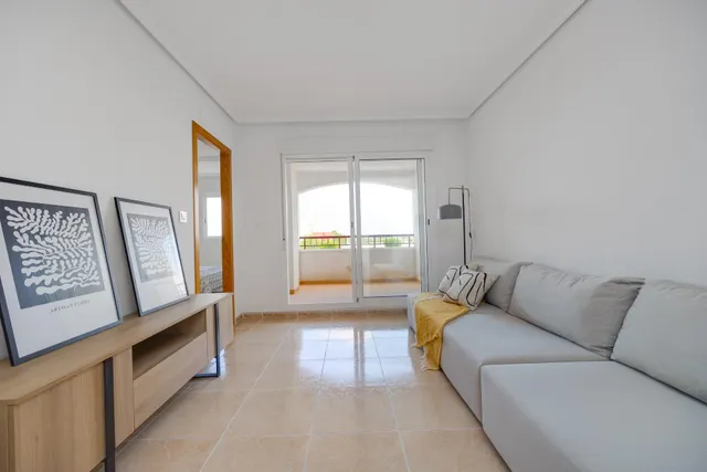 Apartamentos renovados en el centro de San Fulgencio — 9
