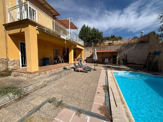 Chalet Independiente en VENTA en Loranca de Tajuña — 31