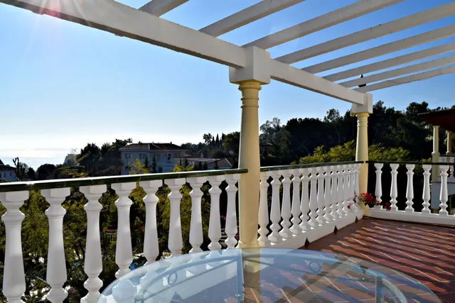 Espectacular villa de 800m2 con preciosas vistas panorámicas al mar en Benalmádena — 33