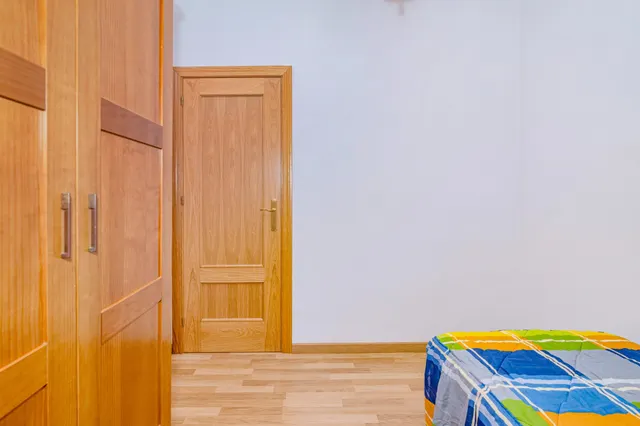 ¡TRES DORMITORIOS, GARAJE Y LISTO PARA ENTRAR A VIVIR! — 22