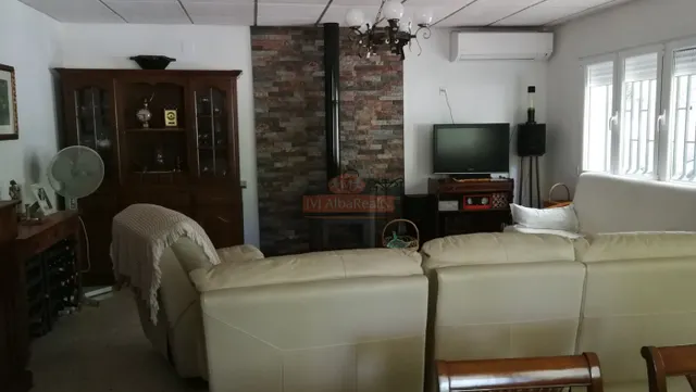 SE VENDE CASA CON TERRENO DE MÁS DE 3000 MTS EN LA URB. OJOS DE SAN JORGE JUNTO A LOS PRADOS — 7