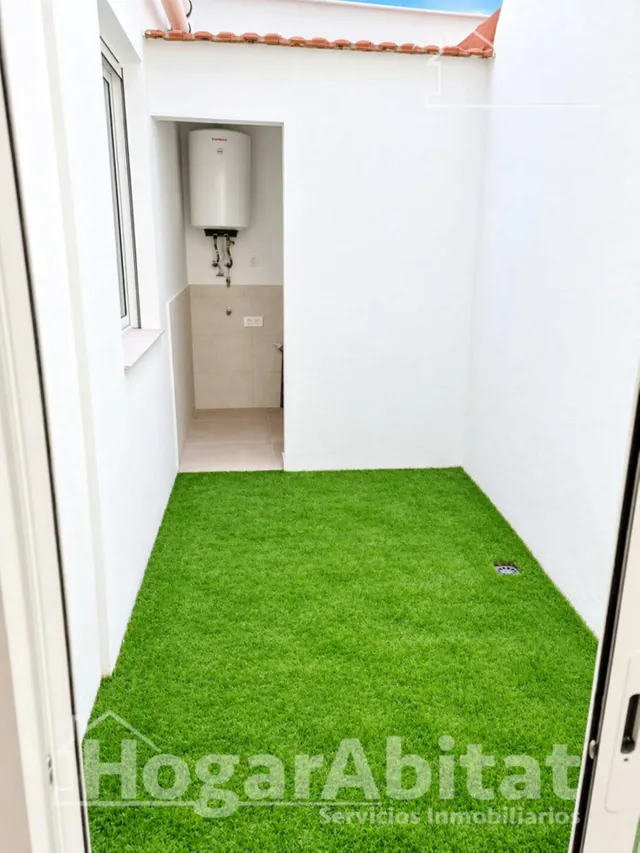 Luz, amplitud y excelentes calidades en esta moderna planta baja reformada con terraza — 13