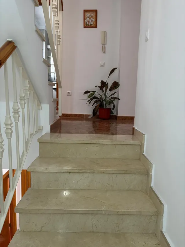 Casa  independiente en perfecto estado con terraza — 23