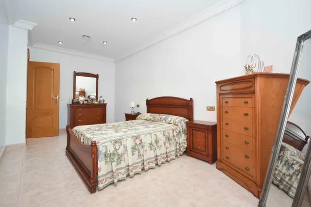 Exclusivo Chalet Independiente con Piscina Privada y Gran Parcela en Callosa de Segura — 37