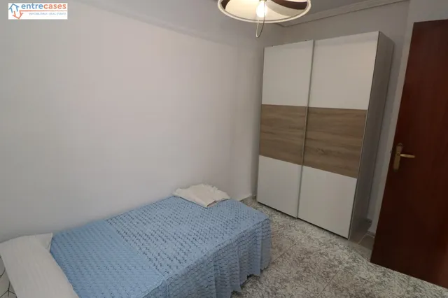 CASA Y SOLAR  EN LA PLAYA DE PUERTO DE SAGUNTO. — 22